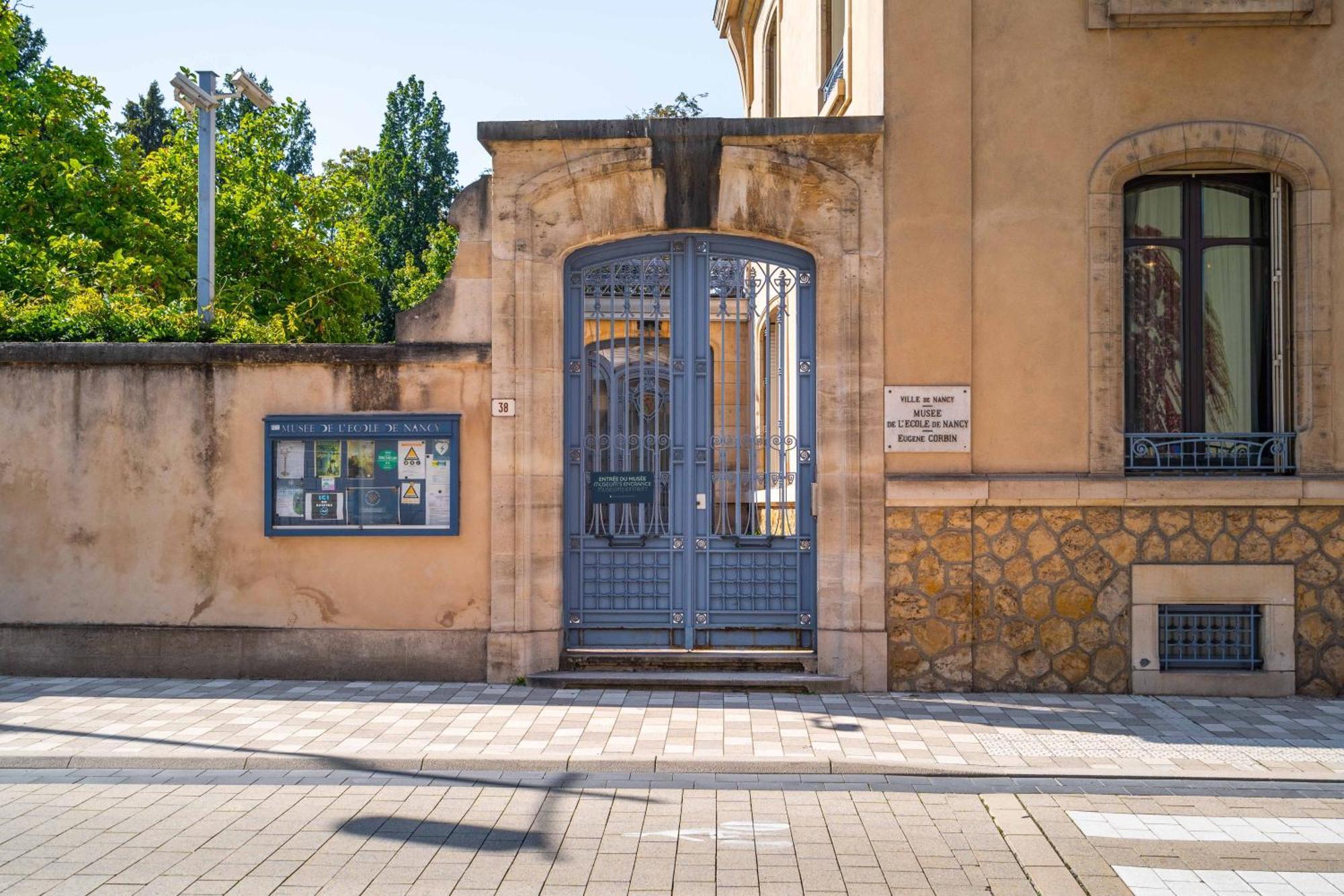 Le Rayonnant Du Placieux Avec Parking Prive Nancy Buitenkant foto
